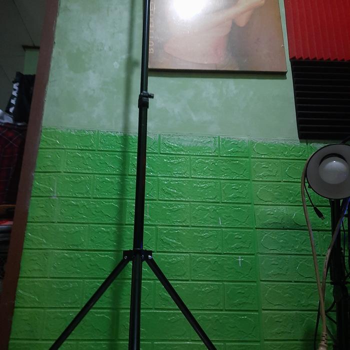 Gambar Tripod Foldable Multi Fungsi 2,1 Meter Kamera HP Foto Studio Hitam dari Sir Timan undefined Tokopedia