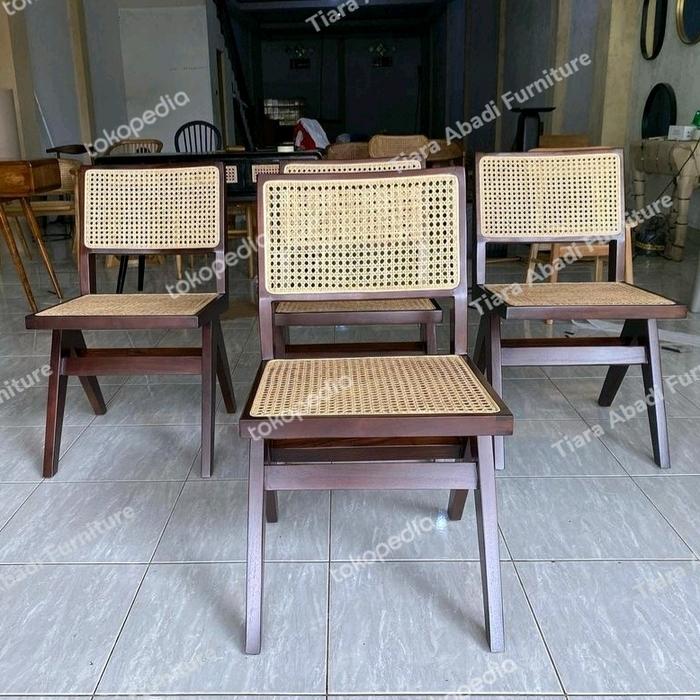 Gambar kursi makan cafe retro minimalis / kursi cafe rotan/ kursi teras retro dari Tiara Abadi Furniture Jepara undefined Tokopedia