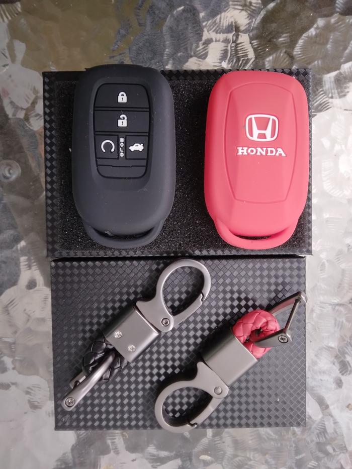 Gambar Sarung Kunci Silicone Honda Civic 2022 Plus gantungan - Hitam dari Pixar Car Aksesoris undefined Tokopedia