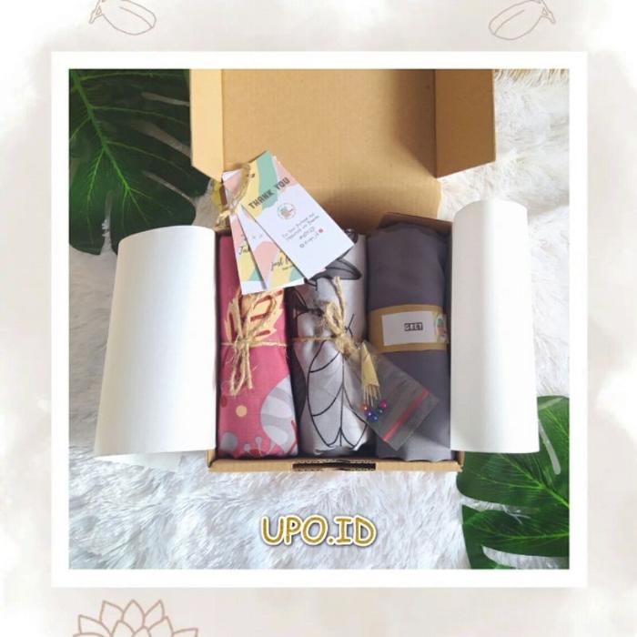 Gambar hampers hijab motif gift box kado ultah wedding graduation - 2 motif dari UPO ID undefined Tokopedia