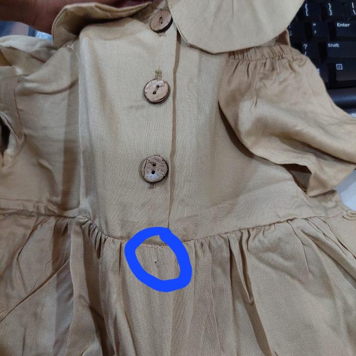 Gambar Baju Defect Sale / Baju Reject Sale / Reject Minor - BUTTON DRESS dari Three Rainbows undefined Tokopedia