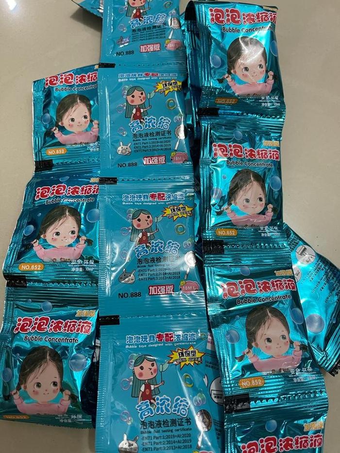 Gambar Mainan Bubble PISTOL GUN Tembakan Balon Gelembung Sabun - sabun dari Toysplayers.id undefined Tokopedia