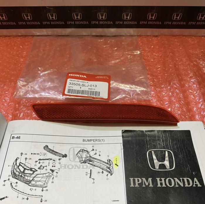 Gambar Lampu mata kucing reflektor bumper belakang CRV Gen4 2013 2014 2015 - Belakang Kanan dari IPM HONDA undefined Tokopedia