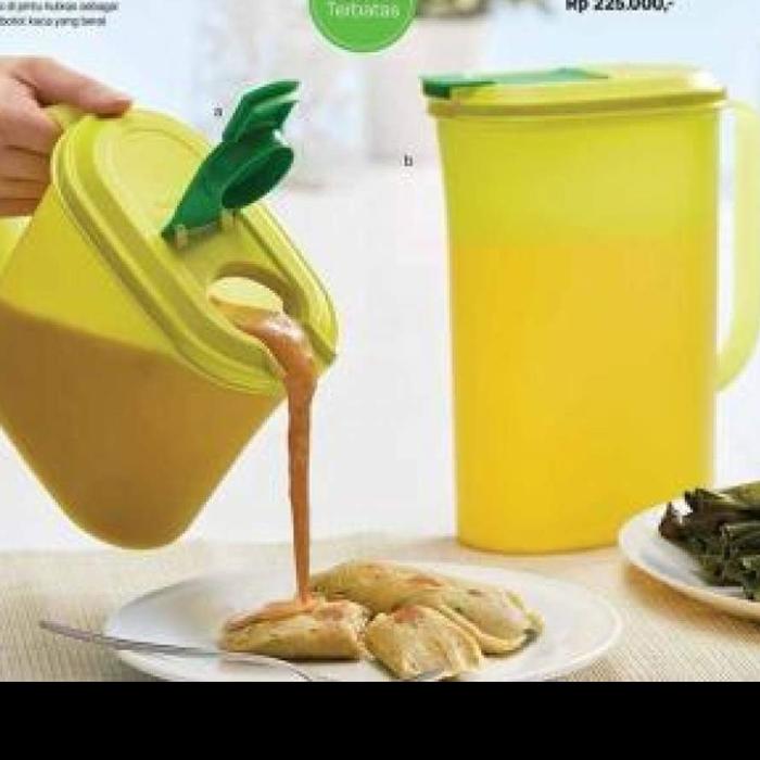 Gambar Tupperware pitcher, slimeline, beverage buddy, fridge jug - hijau 2 n 1 ltr dari MHA TUPPERWARE undefined Tokopedia