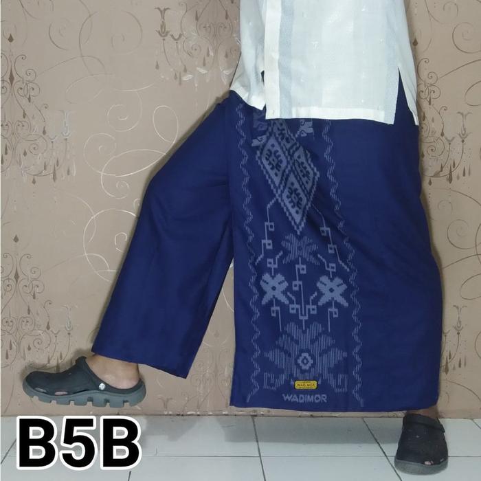 Gambar sarung celana dewasa batik "WADIMOR" adem enak dan nyaman di kulit - B5B dari amel88 undefined Tokopedia