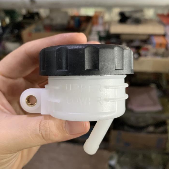 Gambar TABUNG MINYAK REM BELAKANG - BULAT dari V2. undefined Tokopedia