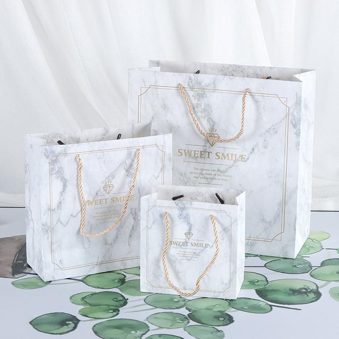 Gambar PAPER BAG KADO MARMER KANTONG VINTAGE PAPER BAG BAJU PAPER BAG FANCY - Putih dari ONE KINGDOM undefined Tokopedia