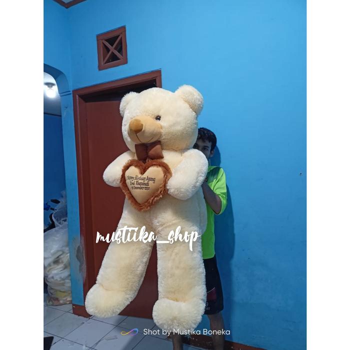 Gambar Boneka Beruang Teddy Bear Super Jumbo Tinggi 1,2 meter Costum Nama - Crem dari mustiika_shop undefined Tokopedia