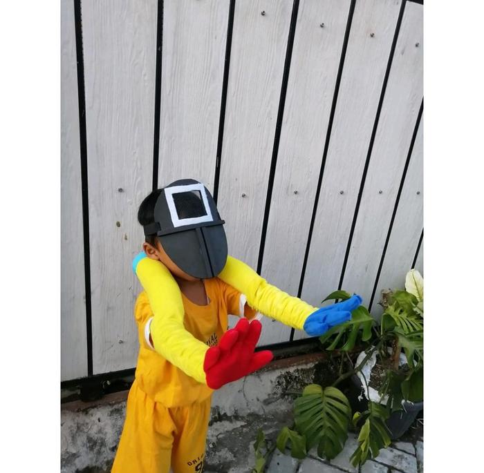 Gambar Grab pack Poppy Playtime Player Huggy Wuggy Electrical Cosplay - BESAR MOLOR, HIJAU BIRU dari Clamby Doll undefined Tokopedia