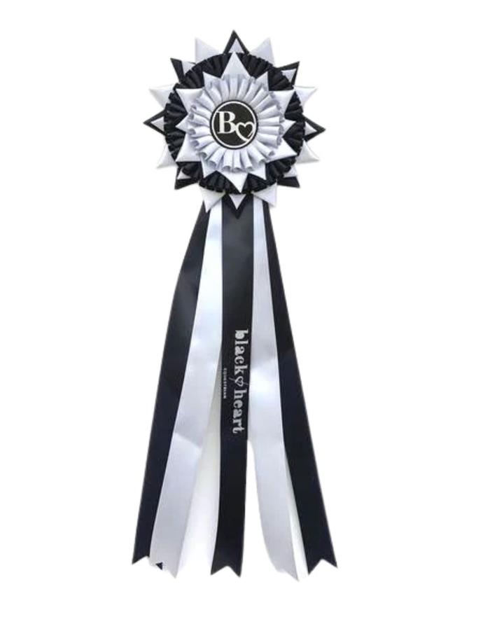 Gambar BLACKHEART EQUESTRIAN ROSETTE dari Horzies Munchies undefined Tokopedia