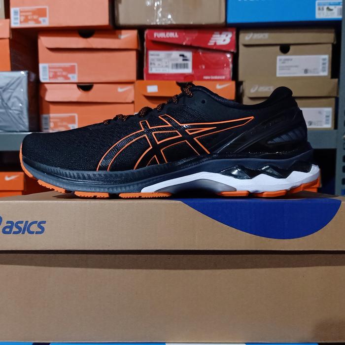 SEPATU LARI PRIA ASICS GEL KAYANO 27 WIDE 2E BLACK/ORANGE ORIGINAL