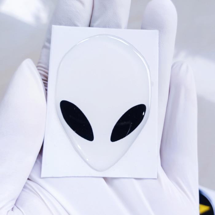 Gambar Stiker logo Alienware sticker motor emblem motor stiker timbul motor - Putih dari Daeyza Sticker undefined Tokopedia