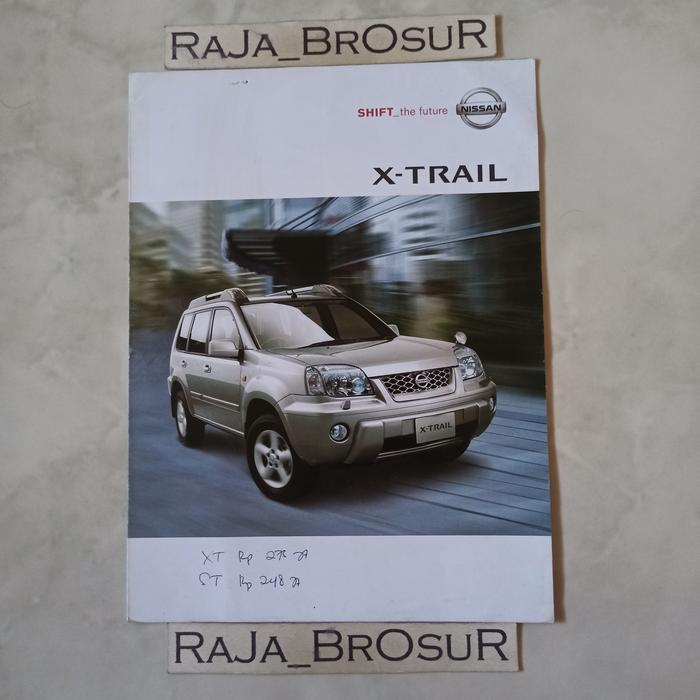 Jual Poster brosur katalog leaflet Nissan XTrail/Nissan X Trail ST/XT