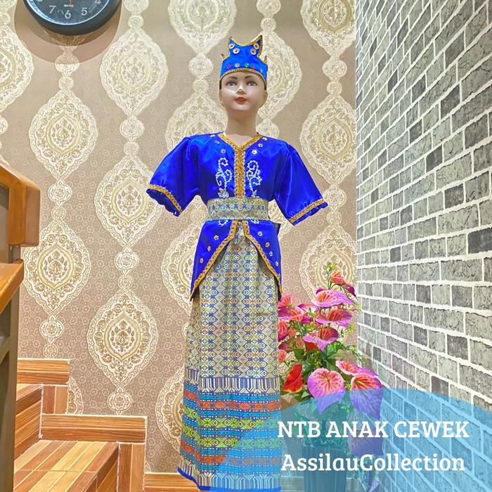 Gambar Baju Adat NTB Anak / Nusa Tenggara Barat (Pria/Wanita) - Wanita Biru, 5 dari NDuZzT OLSHOOP undefined Tokopedia