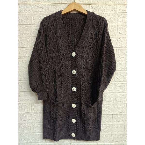 Gambar long cardigan rajut kardigan outfit - abu T dari MCLO official undefined Tokopedia