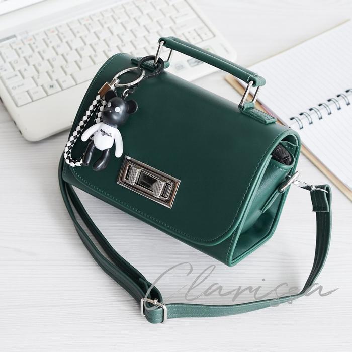 Gambar Tas Selempang Wanita, Slingbag Wanita, Tas Grosir Termurah, CN 2524 - Hijau Botol, CN 2524 dari RizkiOlshop85 undefined Tokopedia