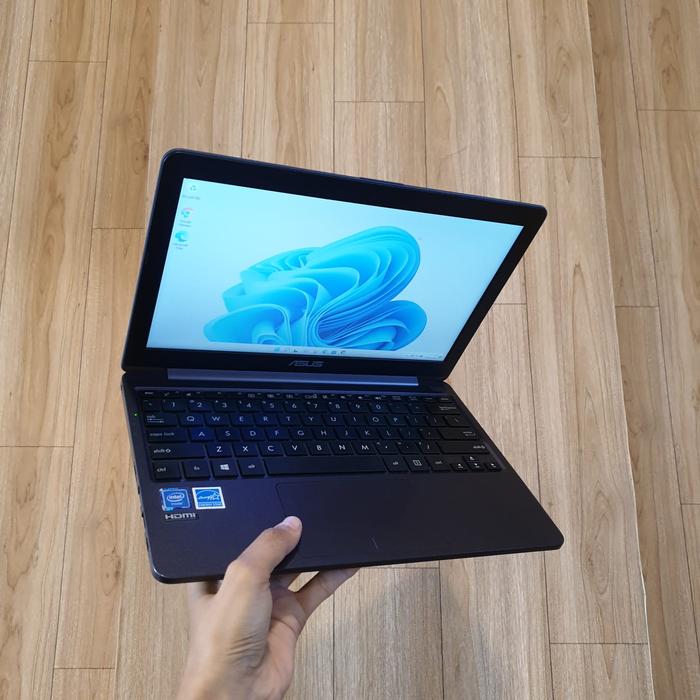 ノーブランド ASUS 4GB HDD 500GB