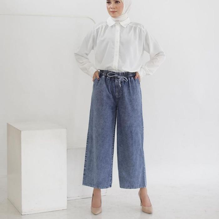 Gambar celana kulot jeans jumbo pingang full karet muat bb 80 kg warna snow - snow biru, jumbo dari ridho_store2 undefined Tokopedia