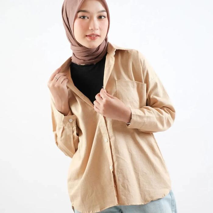 Gambar Kemeja cewek fashion OLIVIA EXCLUSIVE BAHAN LINEN oversize - CREAM dari avistacollection undefined Tokopedia