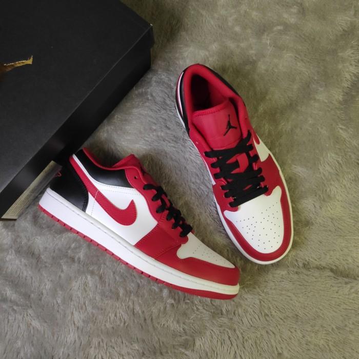 Jual Air Jordan low Bulls No slide, Dunk, Yeezy, Airmax