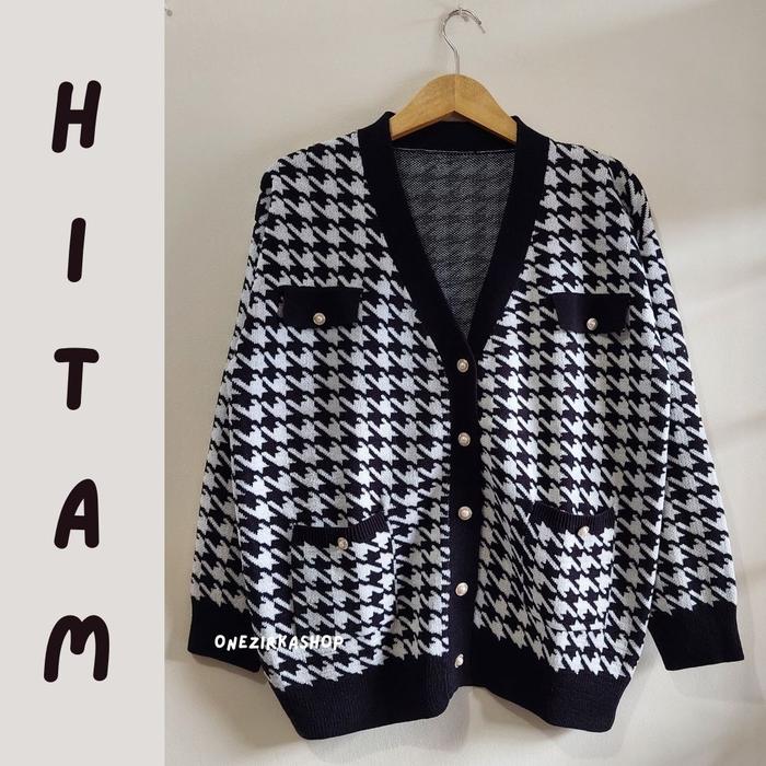 Gambar Cardigan Rajut Kinar - Knitwear Premium Oversize Fashion Terbaru 2022 - Hitam dari onezirkashop undefined Tokopedia
