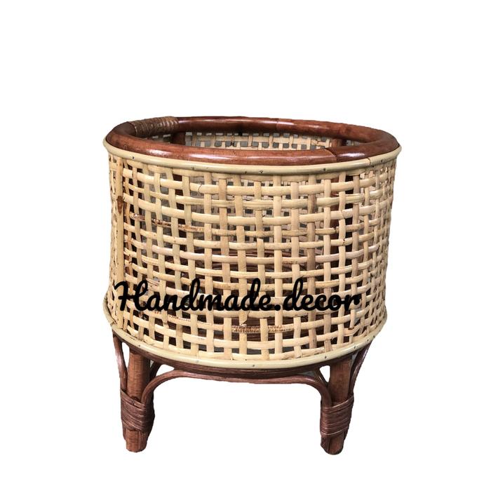 Gambar Standing pot rotan / stand planter tanaman / rattan stand pot / p - Cokelat dari Uli latifah undefined Tokopedia