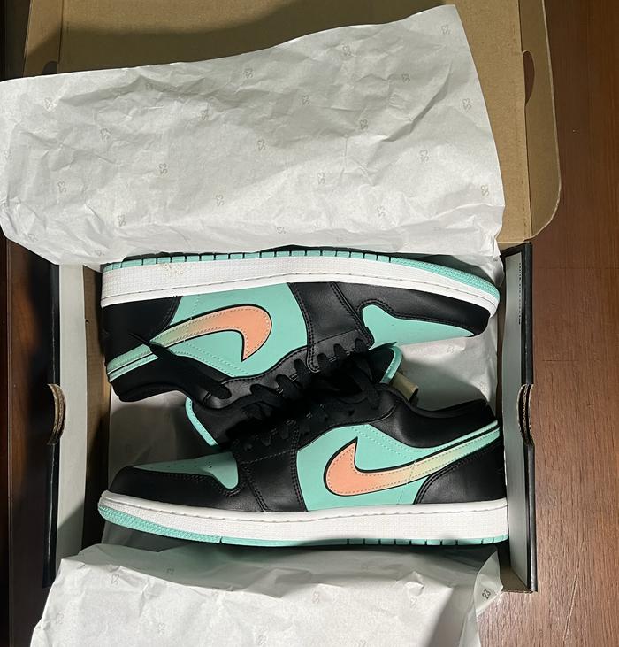 Air Jordan Low Se Tropical Twist Us12