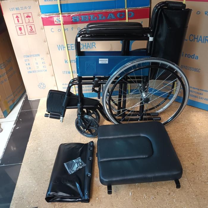 Gambar KURSI RODA 2 IN 1 SELLA/KURSI RODA TOILET - 2in1 modif+jok dari Agus Medical undefined Tokopedia