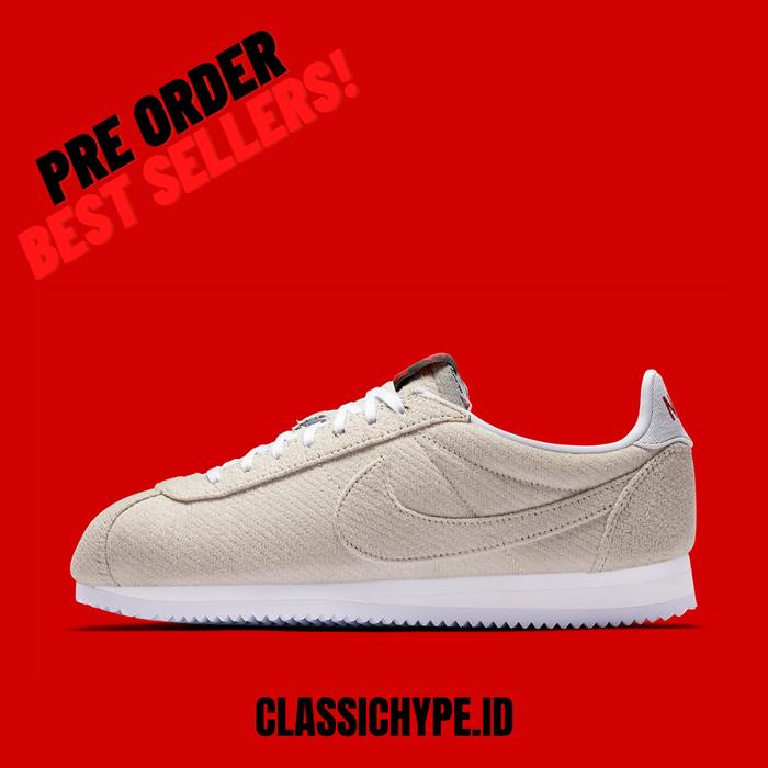 stranger things x nike cortez upside down