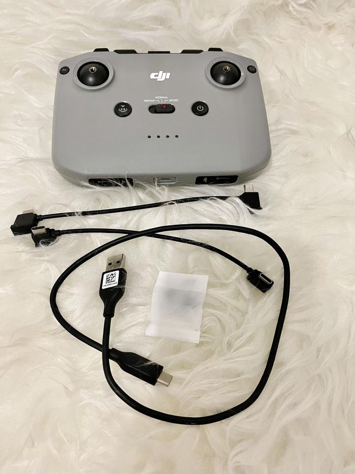 Gambar DJI Remote Control RC231 for Mavic 3, Air 2S, Air 2, Mini 2 dari Tealover undefined Tokopedia