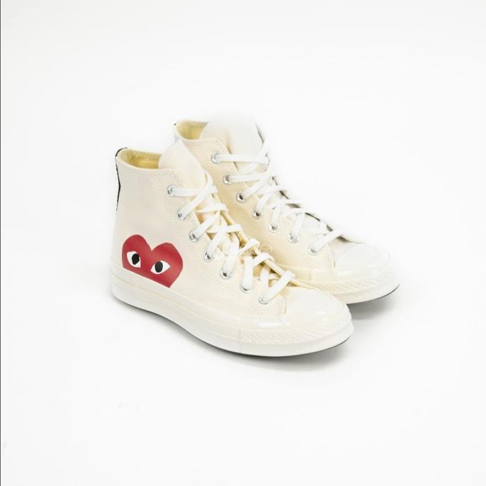 Gambar Converse CDG High Big Heart White - 39 dari Senikersku undefined Tokopedia