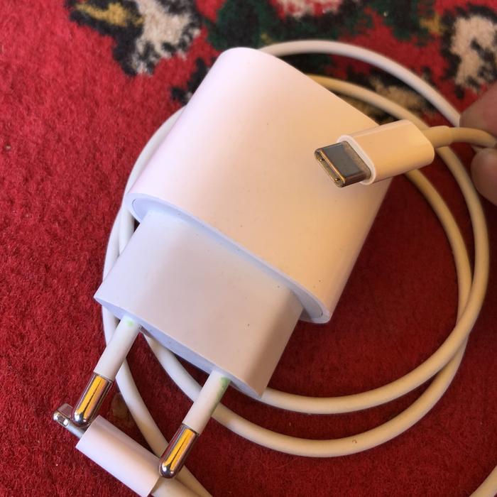 20w Apple 18w Charger Original Vs Fake 20 Watt Charger Apple