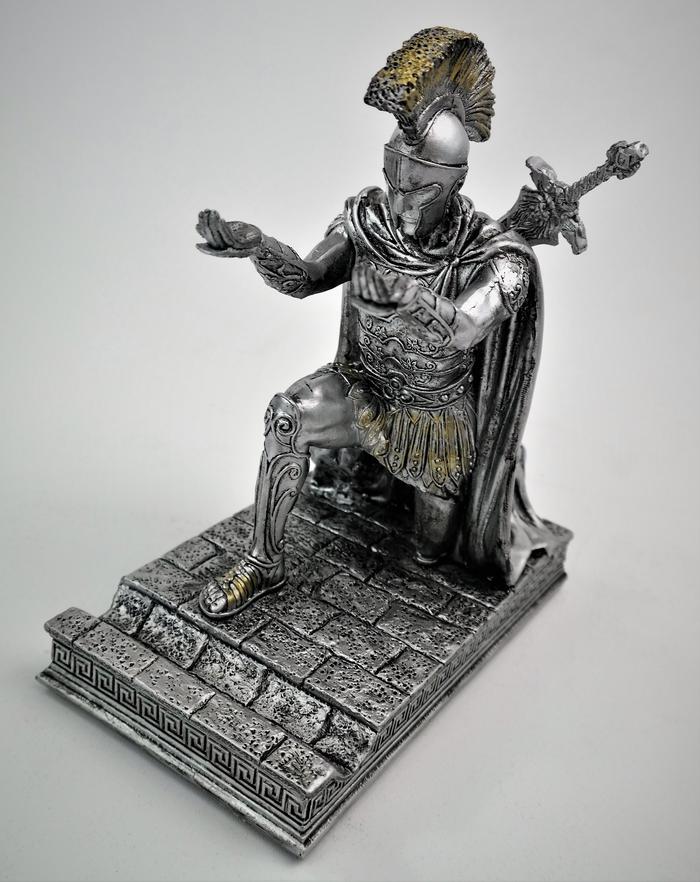 Gambar MOBILE PEN HOLDER KNIGHT ROMAN STORMTROOPER LORD VADER DESK ORGANIZER - ROMAN SOLDIER dari FleurDeLis Collection undefined Tokopedia