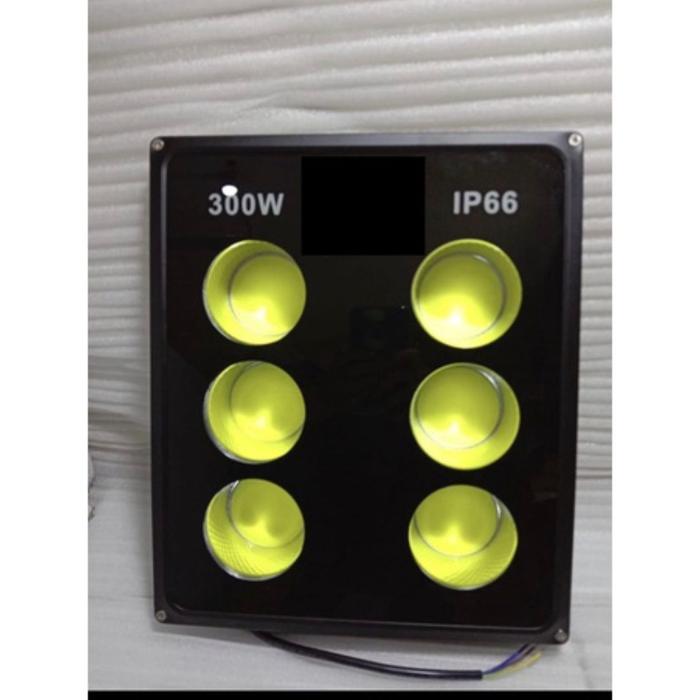 Gambar lampu sorot led 300w 300 w lampu led 300w led sorot floodlight led - WANDI 300 WATT dari starlight.electric undefined Tokopedia