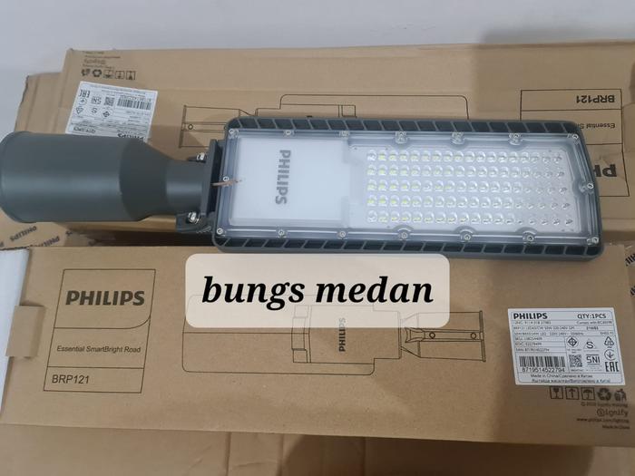 Gambar LAMPU JALAN LED PHILIPS BRP121 50W 50Watt 50 Watt IP66 PUTIH PJU BRP dari bungs medan undefined Tokopedia