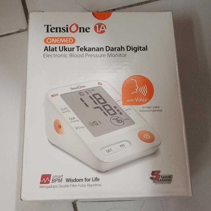 Gambar Alat Tensi Darah digital - blood pressure monitor - Tensi One 1A dari Hobbysportstore undefined Tokopedia