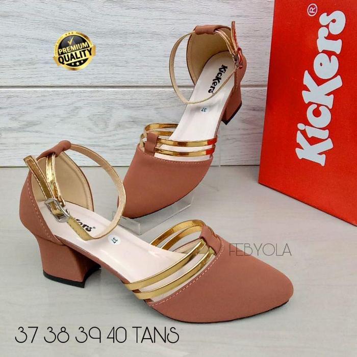 Gambar Sandal Heels Wanita Tali Belakang Wedges Tutup Depan Selop Perempuan - Tans, 38 dari multibrandstore1 undefined Tokopedia