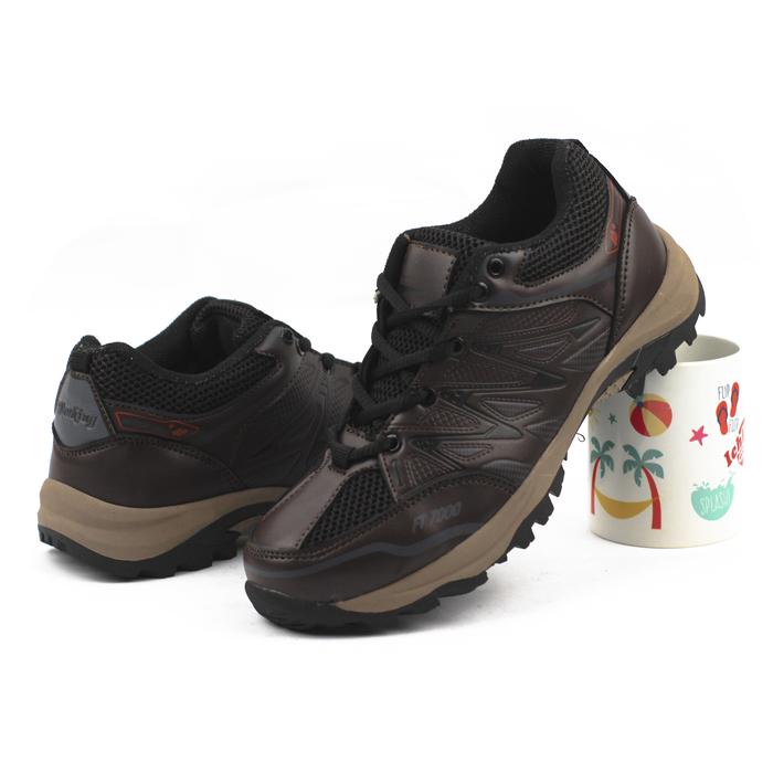 Gambar sepatu Boots Pria safety Low gunung hiking Kekinian Terbaru Lokal bran - Coklat Tua, 40 dari MartaShoes2 undefined Tokopedia