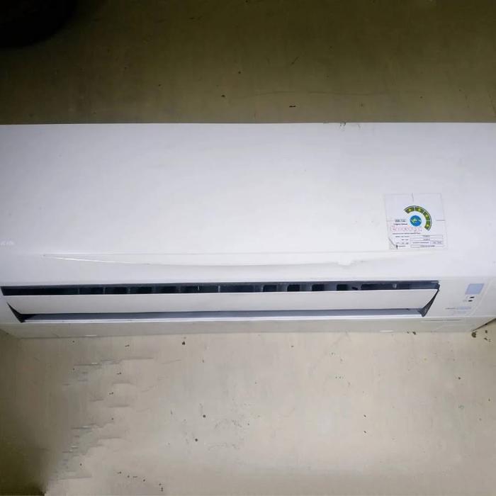 Gambar Ac indor second bermacam merk & ukuran - Daikin malaysia, 1pk dari Jaya Syahputra undefined Tokopedia