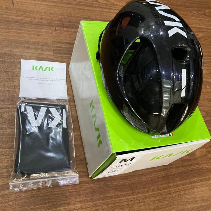 Gambar kask utopia black white (SOLD) / TERJUAL GAN dari Leonathan undefined Tokopedia
