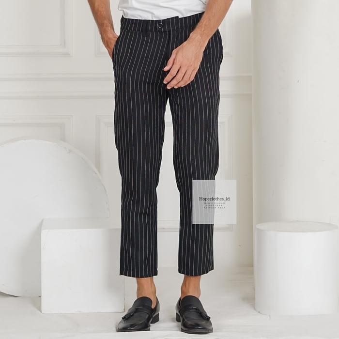 Gambar Simple Slimfit Trousers Men PREMIUM Celana Panjang Bahan Pria - Black Stripe, 31 dari HopeclothesID_NEW undefined Tokopedia