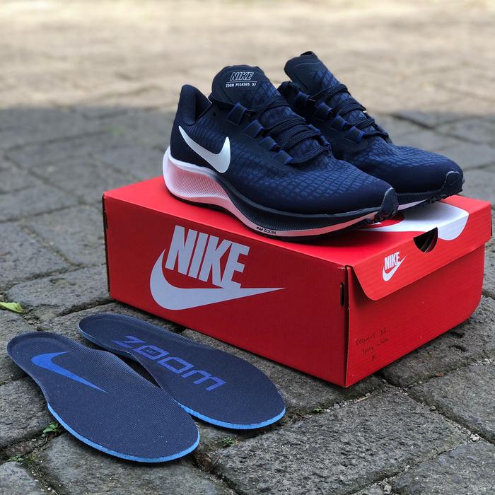 Gambar sepatu sneaker nike original pegasus pria wanita - biru navy, 38 dari Original Sepatu Sneaker Zivana undefined Tokopedia