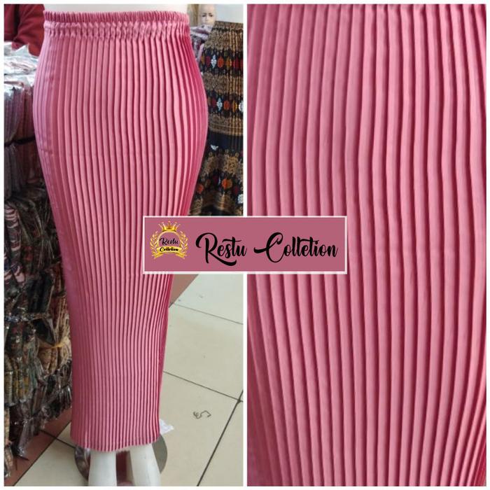 Gambar COD Rok Plisket Polos Instan Bahan Semi Silk Sutra Premium Bawahan Kebaya Wisuda Warna Maroon Panjang Seragam Pesta Kondangan Wanita Nyaman Kerja Formal - Pink Dusty dari RESTU COLLETION undefined Tokopedia