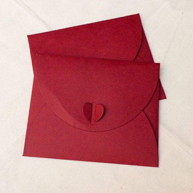 Gambar Amplop , amplop a5 ,a6, amplop vintage , amplop kuncian - maroon kecil dari GERAI BUKUKU undefined Tokopedia