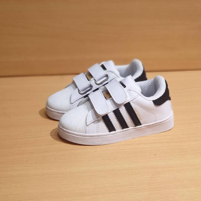 Jual SEPATU ANAK SEKOLAH ADIDAS SUPERSTAR PUTIH HITAM PEREKAT - 20 - Kota  Administrasi Jakarta Selatan - Toko Nadhif Q.r | Tokopedia