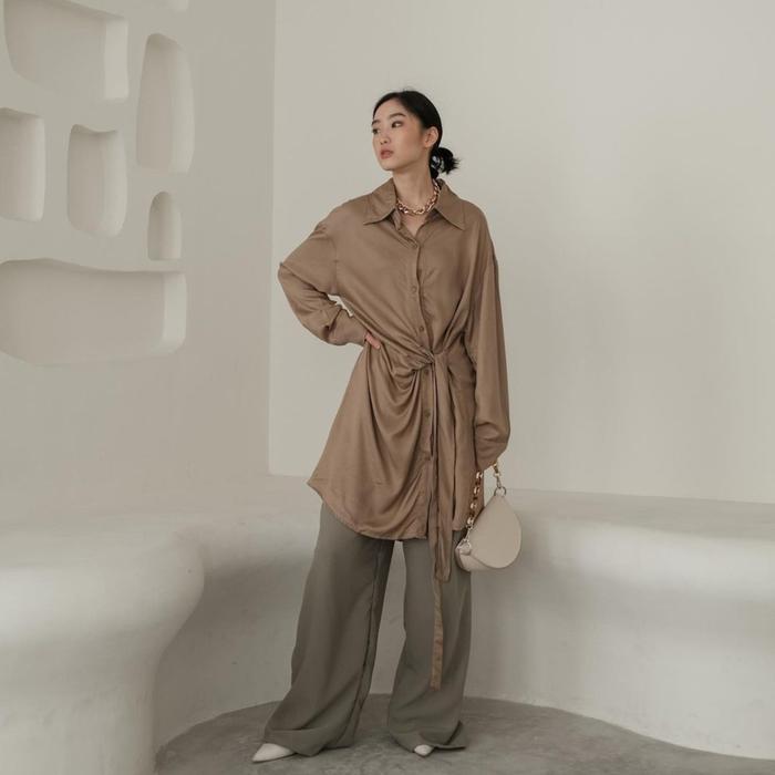 Gambar Shirt Dress Mini Joen Dress Kemeja Pendek Tencel Polos Lengan Panjang - Cream Choco dari S2S_labels undefined Tokopedia