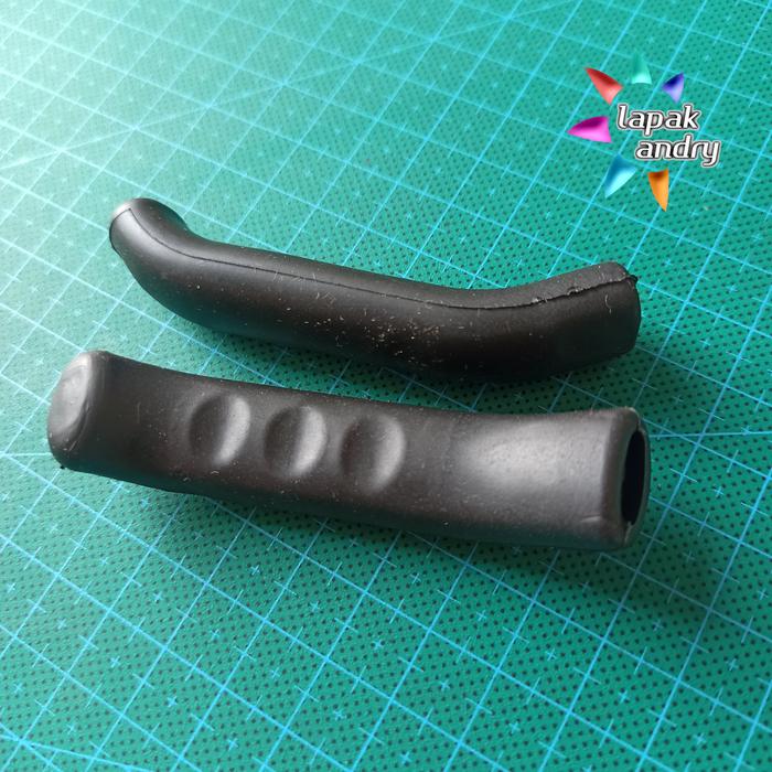 Gambar Karet Pelindung Handle Rem Sepeda Silikon Brake Cover Ada Harga Grosir - Hitam dari LapakAndry undefined Tokopedia