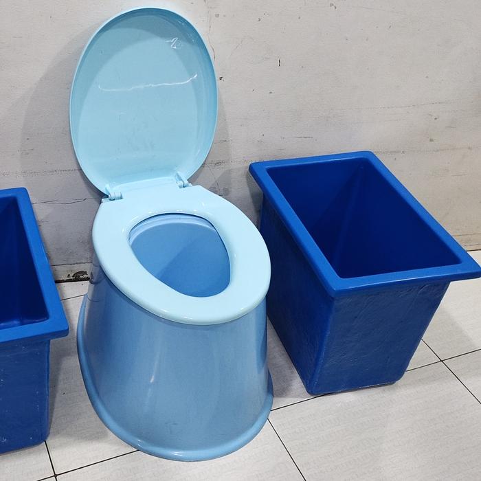 Gambar Kloset Duduk Portable / Kursi Kloset Jongkok - Biru dari SURYA KARYA AGUNG 78 undefined Tokopedia