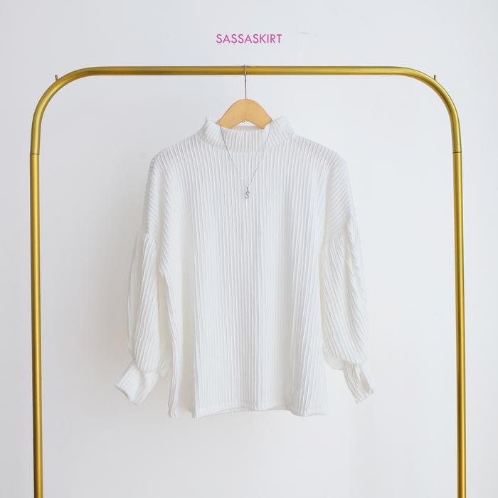 Gambar Aera Pleats Blouse - White dari sassaskirt undefined Tokopedia