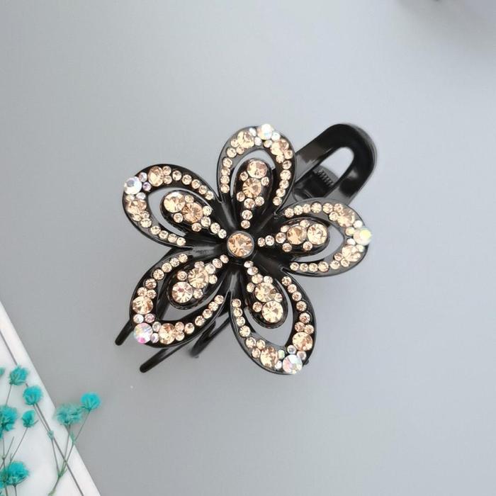 Gambar Jepitan bunga korea jepit rambut dewasa pesta crystal sanggul manik modern aksesoris - Bunga Melati - coklat melati dari DHIRE undefined Tokopedia